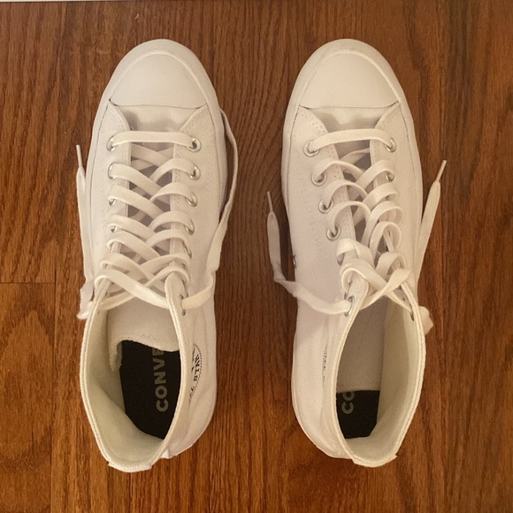 White Converse high tops - Picture 4 of 4
